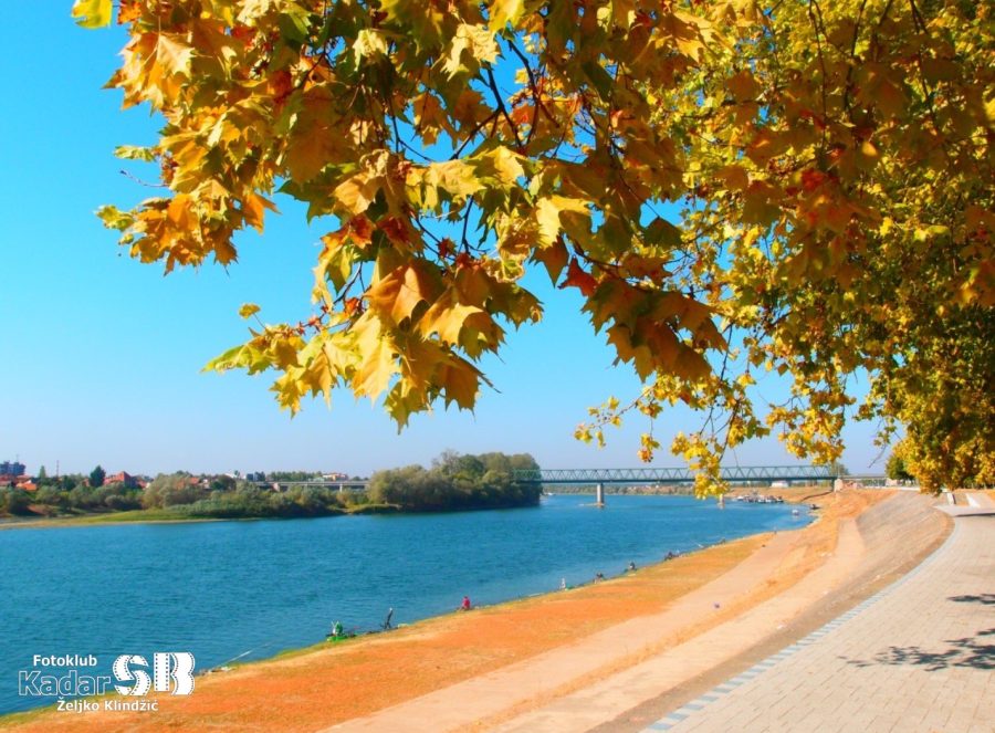 Jesen, Sava, Slavonski Brod