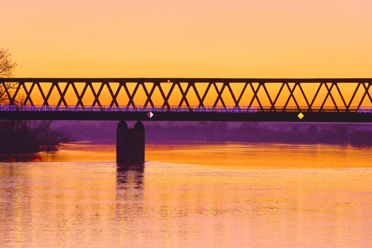 Most na Savi. Odlazak Sunca