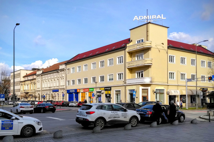 Križanje Trg Pobjede i Petra Krešimira IV, Slav. Brod