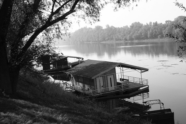 Splavarska ulica, Slavonski Brod,   tu živi puno splavara
