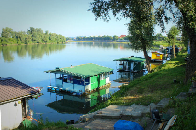 Dear Google - Dobro jutro. Sava je na 07:24 20.6.2026.