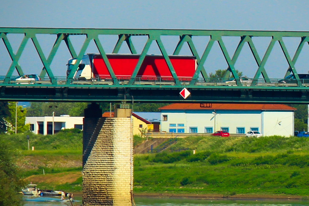 Originalne digitalne fotografije snimak 20.6.2026. Sava i Most