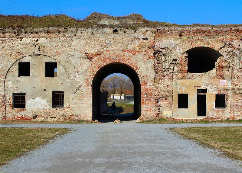 Tvrđava, Slavonski Brod
